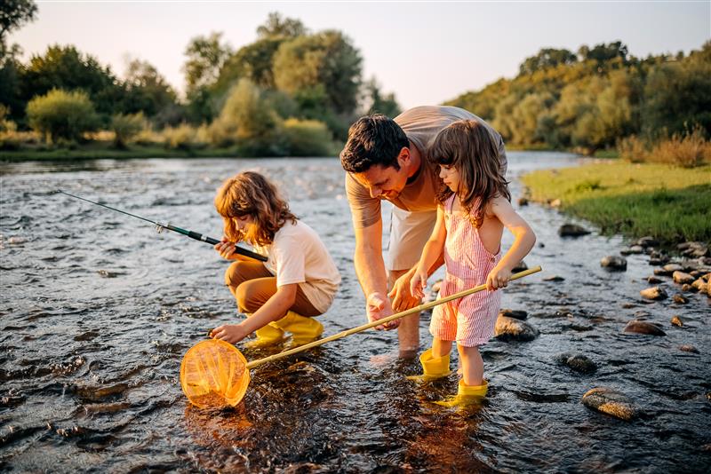How to Have Fun in the Sun Without Getting Stung