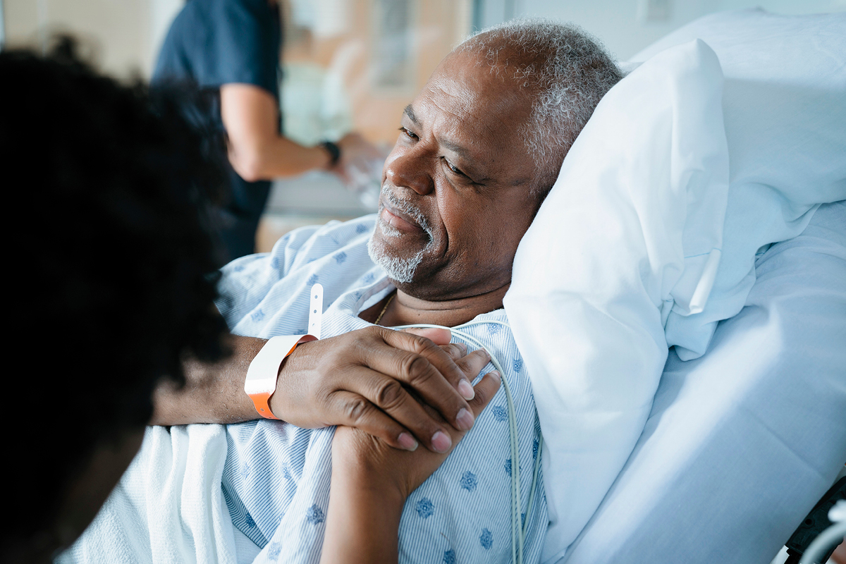 How to Comfort a Loved One During a Hospital Stay