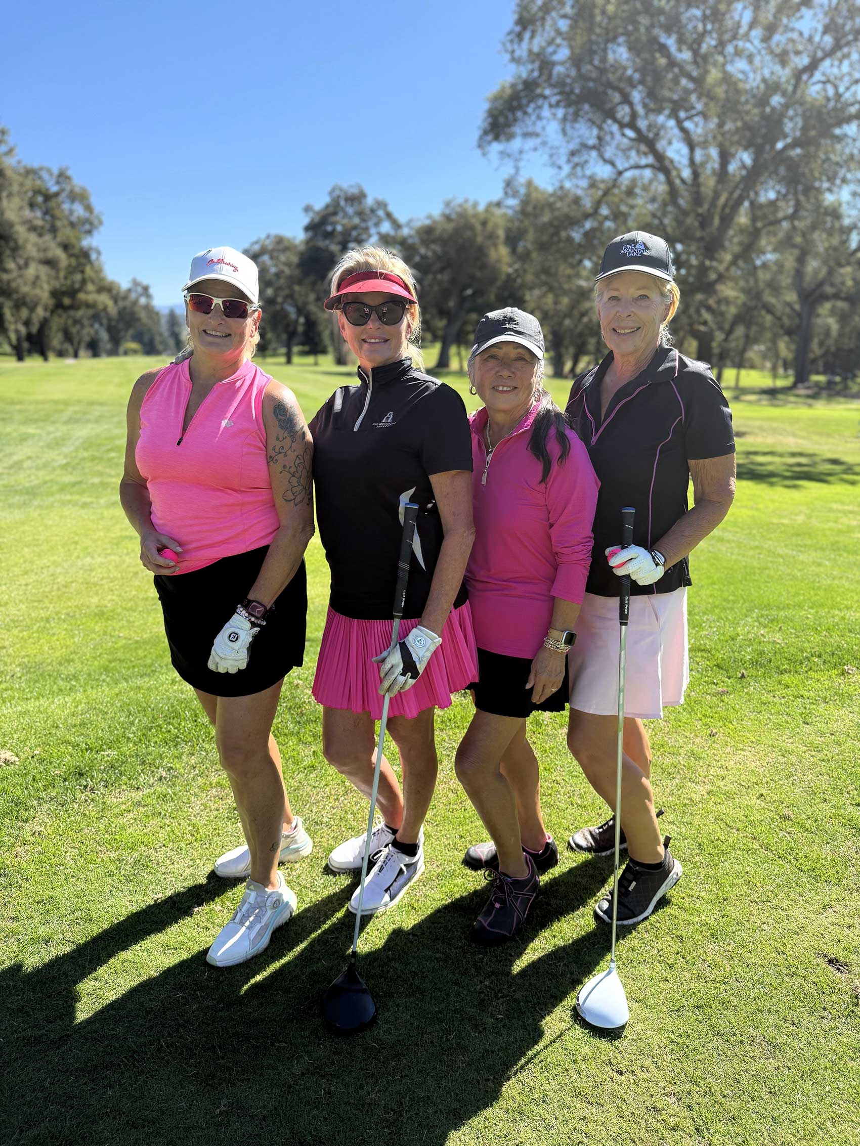 lady-niners-golf-team.jpg 